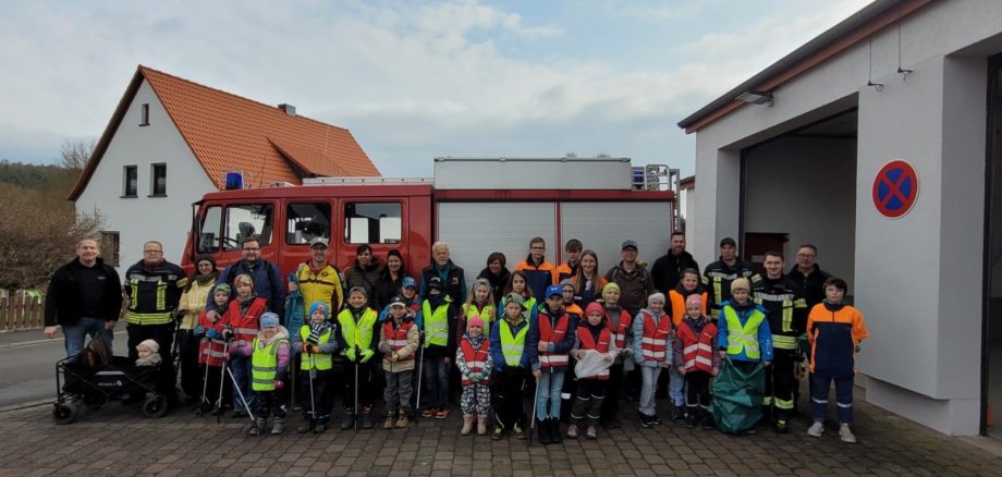 alle Freiwilligen Helfer der Osterputzaktion
