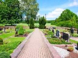 Blick in den Friedhof Eichenau