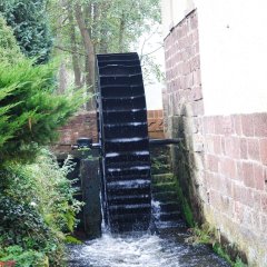 Mühlrad an der Lüder in Uffhausen