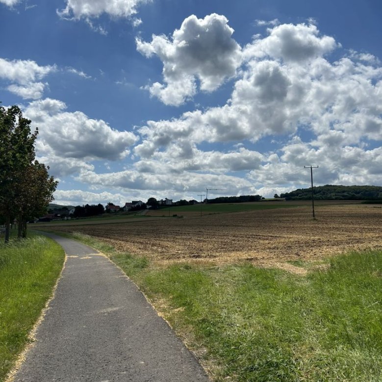 Wanderweg Müs - Link öffnet seitenüberlagerndes Dialog-Fenster